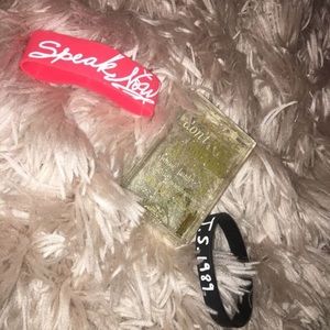 Taylor Swift Poloarid & Bracelets